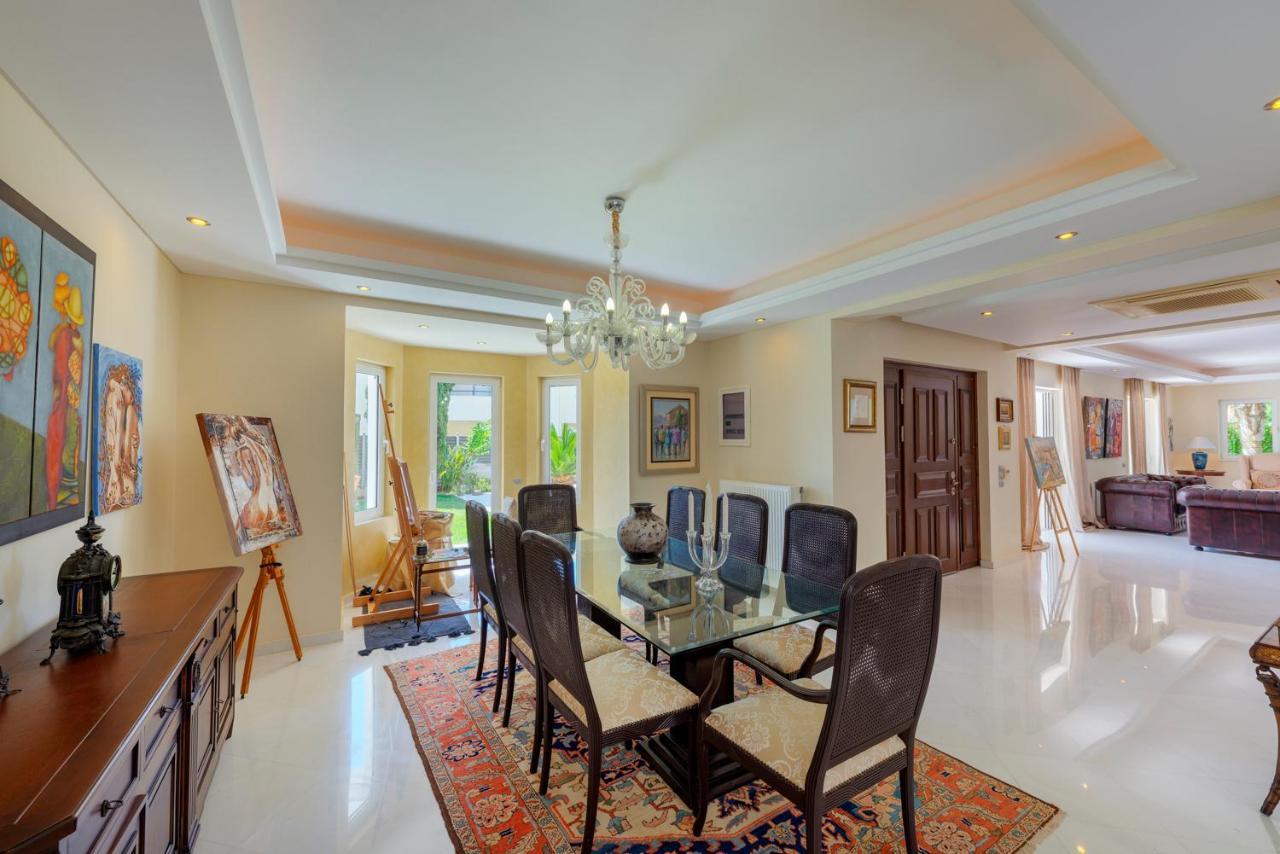 The Painters Luxurious Villa 阿纳维索斯 外观 照片