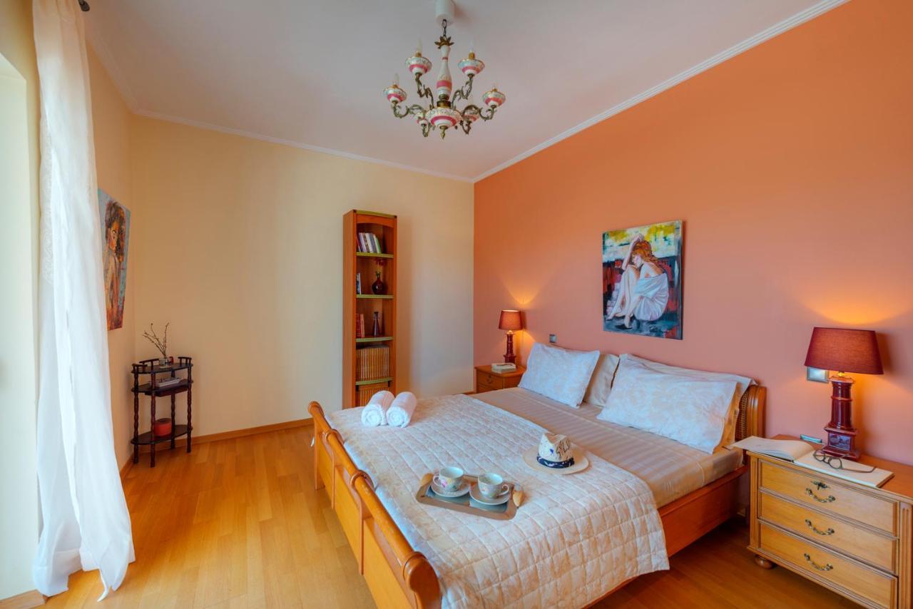 The Painters Luxurious Villa 阿纳维索斯 外观 照片