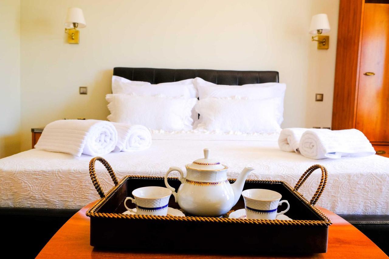 The Painters Luxurious Villa 阿纳维索斯 外观 照片